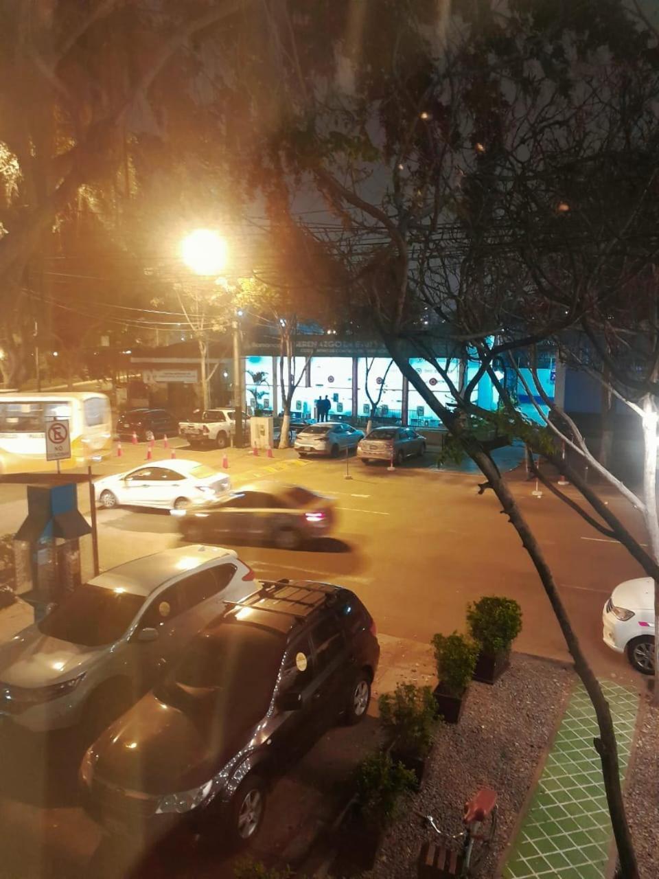 Хостел Mkl Barranco Ліма Екстер'єр фото